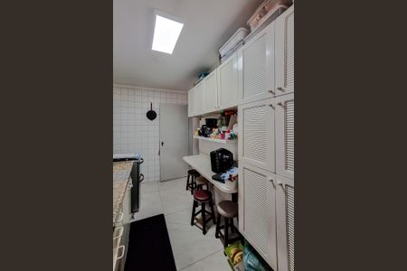 Casa à venda com 68m², 3 quartos e 2 vagasCozinha