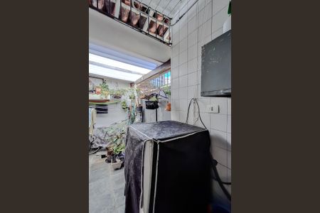 Casa à venda com 68m², 3 quartos e 2 vagasÁrea de Serviço