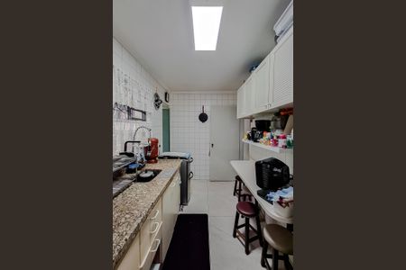 Casa à venda com 68m², 3 quartos e 2 vagasCozinha