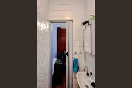 Casa à venda com 68m², 3 quartos e 2 vagasBanheiro da Suíte