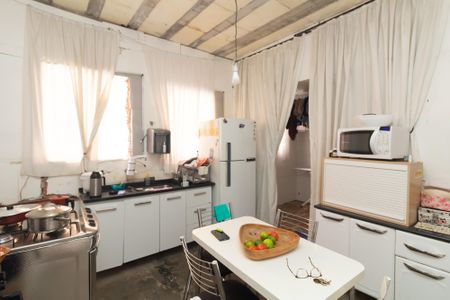 Casa para alugar com 63m², 2 quartos e sem vaga Casa para alugar com 63m², 2 quartos e sem vagaCozinha