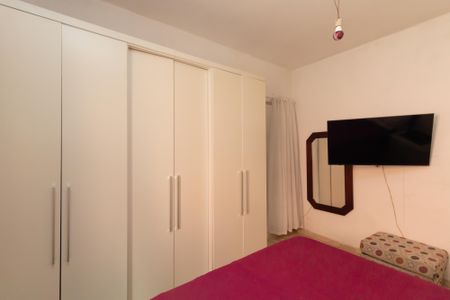 Suíte de casa para alugar com 2 quartos, 63m² em Vila Marilena, São Paulo