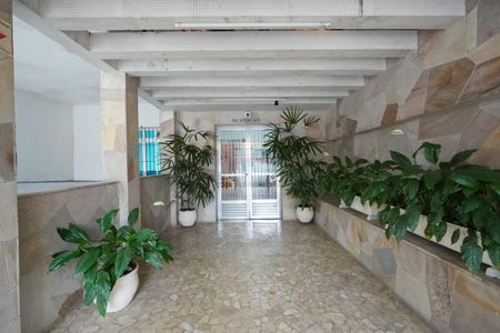 Apartamento à venda com 62m², 2 quartos e 1 vagaHall de entrada