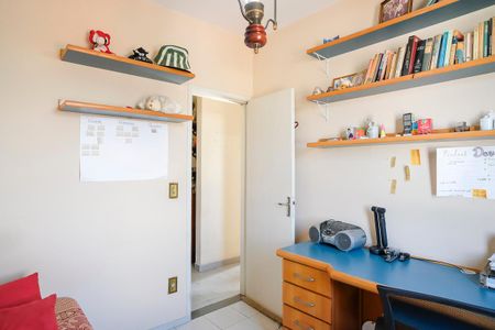 Apartamento à venda com 93m², 3 quartos e 1 vagaQuarto 2