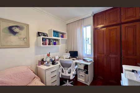 Apartamento à venda com 98m², 3 quartos e 2 vagasquarto 