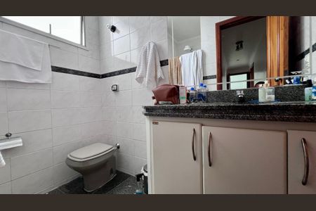 Apartamento à venda com 98m², 3 quartos e 2 vagasbanho