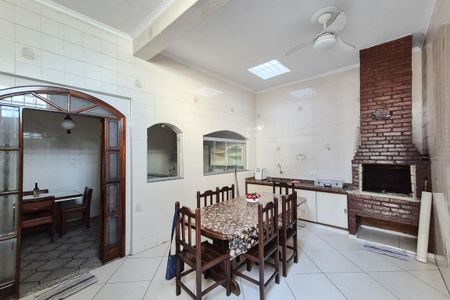 Casa à venda com 264m², 3 quartos e 2 vagasÁrea gourmet