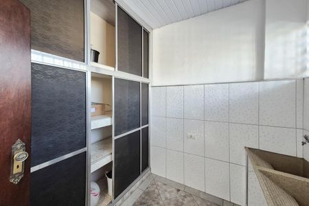 Casa à venda com 264m², 3 quartos e 2 vagasÁrea de Serviço
