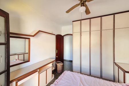 Casa à venda com 264m², 3 quartos e 2 vagasQuarto 2