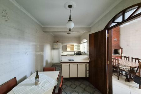Casa à venda com 264m², 3 quartos e 2 vagasCozinha