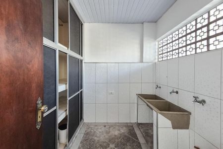 Casa à venda com 264m², 3 quartos e 2 vagasÁrea de Serviço