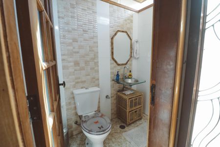 Casa à venda com 315m², 3 quartos e 5 vagasLavabo