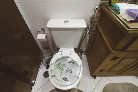 Casa à venda com 315m², 3 quartos e 5 vagasBanheiro da Suíte