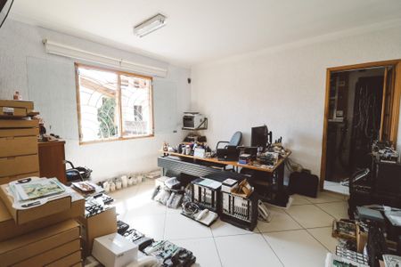 Casa à venda com 315m², 3 quartos e 5 vagasSala 2
