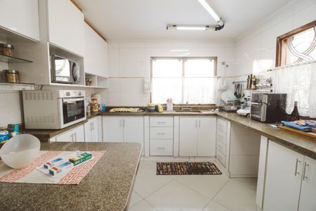 Casa à venda com 315m², 3 quartos e 5 vagasCozinha