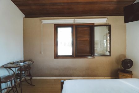 Casa à venda com 315m², 3 quartos e 5 vagasQuarto Suíte