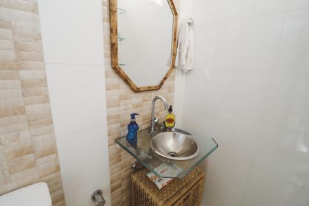 Casa à venda com 315m², 3 quartos e 5 vagasLavabo