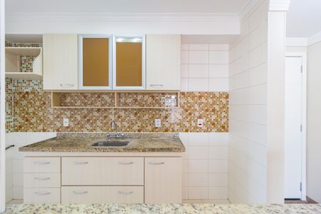 Apartamento à venda com 98m², 2 quartos e 2 vagasCozinha