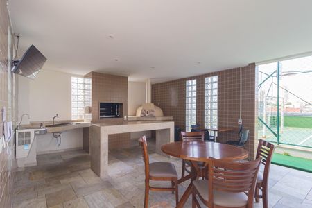 Apartamento à venda com 98m², 2 quartos e 2 vagasChurrasqueira