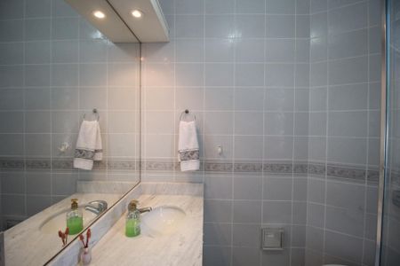 Apartamento à venda com 184m², 4 quartos e 2 vagasBanheiro