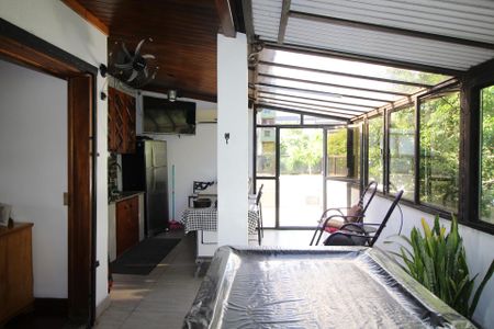 Apartamento à venda com 184m², 4 quartos e 2 vagasCobertura