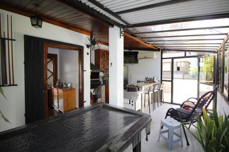 Apartamento à venda com 184m², 4 quartos e 2 vagasCobertura