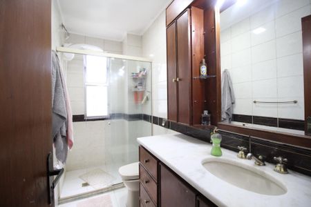 Apartamento à venda com 184m², 4 quartos e 2 vagasBanheiro da Suíte 1