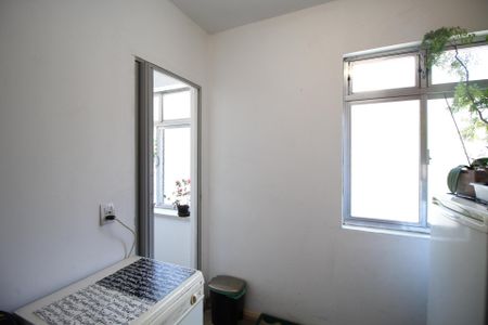 Apartamento à venda com 184m², 4 quartos e 2 vagasQuarto de Serviço