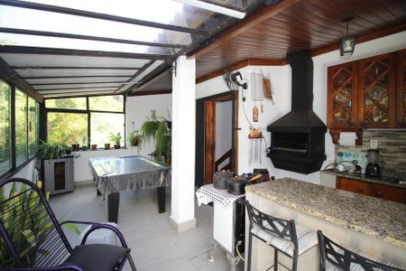 Apartamento à venda com 184m², 4 quartos e 2 vagasCobertura