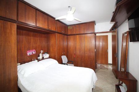 Apartamento à venda com 184m², 4 quartos e 2 vagasSuíte 1