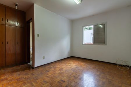 Suíte de casa à venda com 3 quartos, 149m² em Jardim Aeroporto, São Paulo