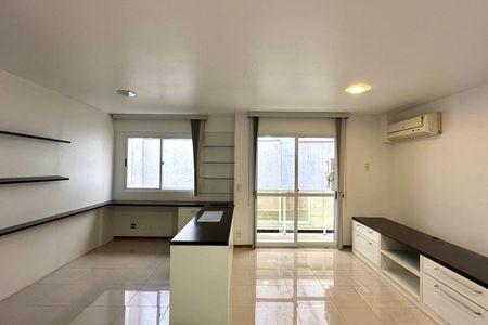 Apartamento à venda com 69m², 1 quarto e 1 vaga
