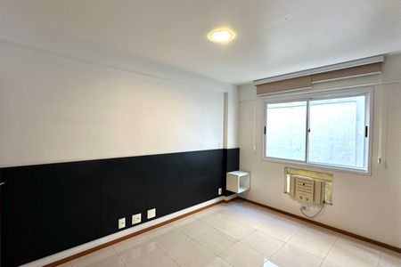 Apartamento à venda com 69m², 1 quarto e 1 vaga