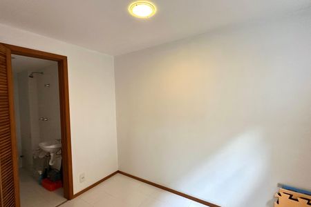 Apartamento à venda com 69m², 1 quarto e 1 vaga