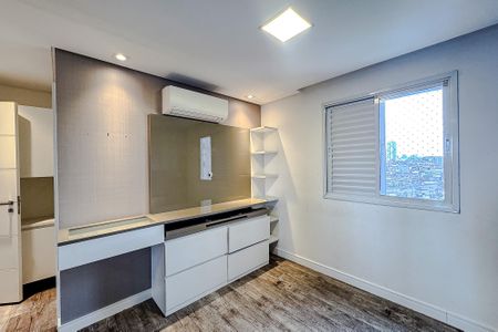 Apartamento à venda com 98m², 3 quartos e 2 vagas Apartamento à venda com 98m², 3 quartos e 2 vagasQuarto 1 - Suíte