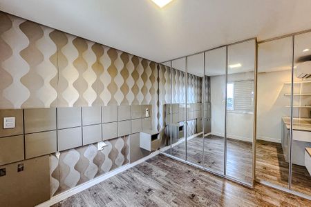 Apartamento à venda com 98m², 3 quartos e 2 vagas Apartamento à venda com 98m², 3 quartos e 2 vagasQuarto 1 - Suíte