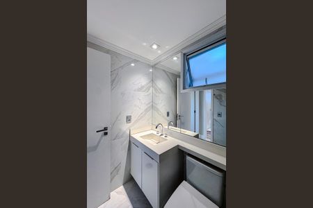 Apartamento à venda com 98m², 3 quartos e 2 vagas Apartamento à venda com 98m², 3 quartos e 2 vagasBanheiro