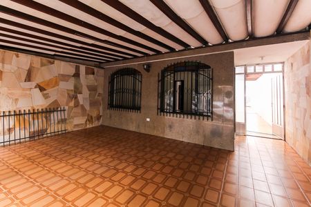 Garagem de casa à venda com 3 quartos, 123m² em Mooca, São Paulo