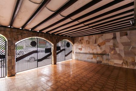 Garagem de casa à venda com 3 quartos, 123m² em Mooca, São Paulo