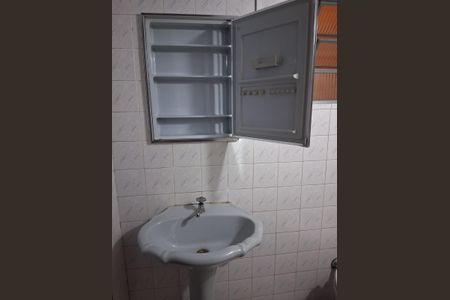 Banheiro de casa para alugar com 1 quarto, 50m² em Limão, São Paulo