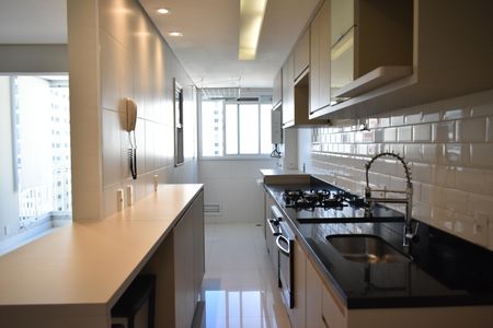 Apartamento à venda com 64m², 2 quartos e 1 vagaCozinha