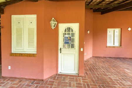 Casa de condomínio para alugar com 300m², 4 quartos e 3 vagasFachada com Placa 2