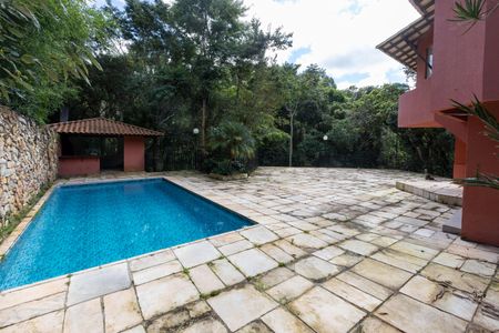 Casa de condomínio para alugar com 300m², 4 quartos e 3 vagasPiscina 