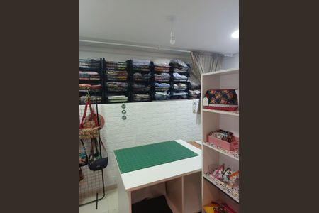 Casa à venda com 110m², 3 quartos e 2 vagasÁrea de serviço