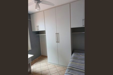 Quarto de casa à venda com 3 quartos, 110m² em Jardim Santa Cruz (Campo Grande), São Paulo