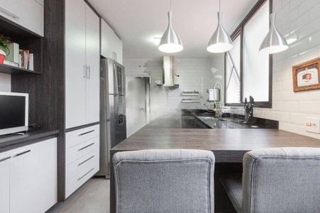 Apartamento à venda com 184m², 3 quartos e 3 vagas