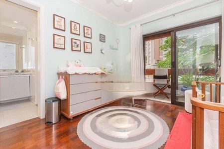 Apartamento à venda com 184m², 3 quartos e 3 vagas