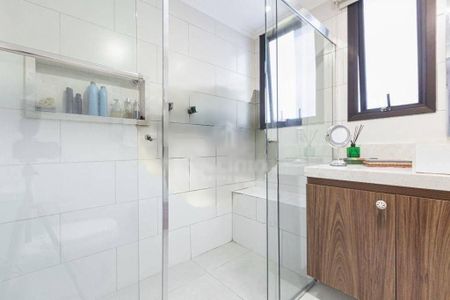 Apartamento à venda com 184m², 3 quartos e 3 vagas