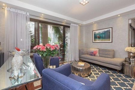 Apartamento à venda com 184m², 3 quartos e 3 vagas