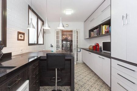 Apartamento à venda com 184m², 3 quartos e 3 vagas